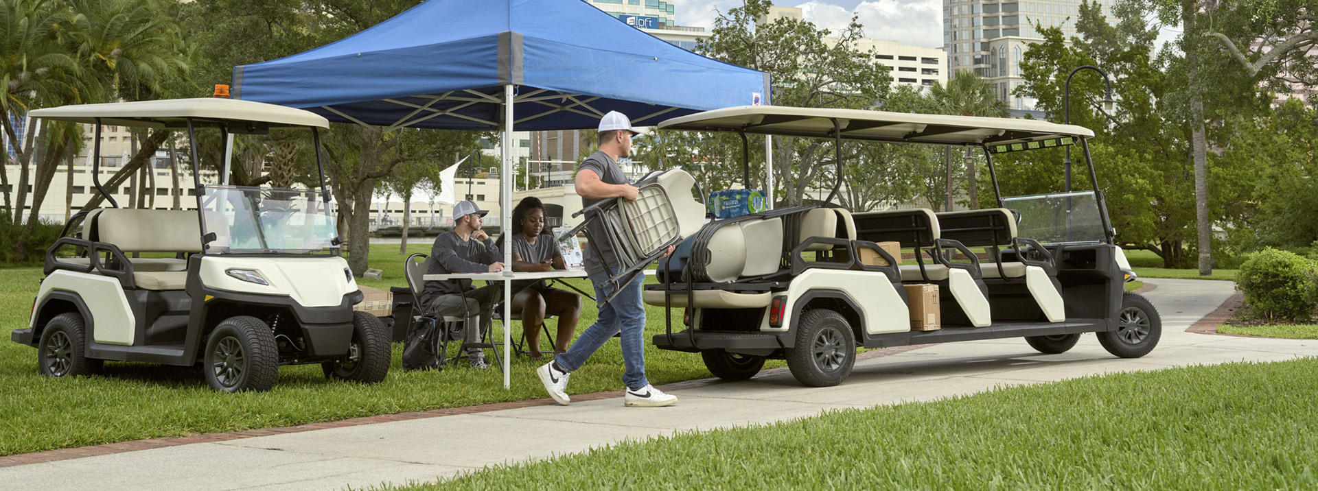 Vista Moving People and Chairs